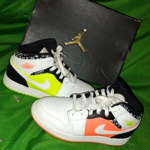 1 Mid composition notebook shoes